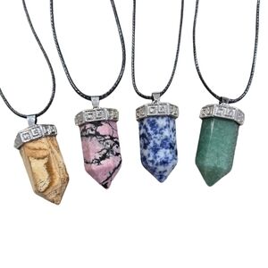 NWOT Natural gemstone necklace set